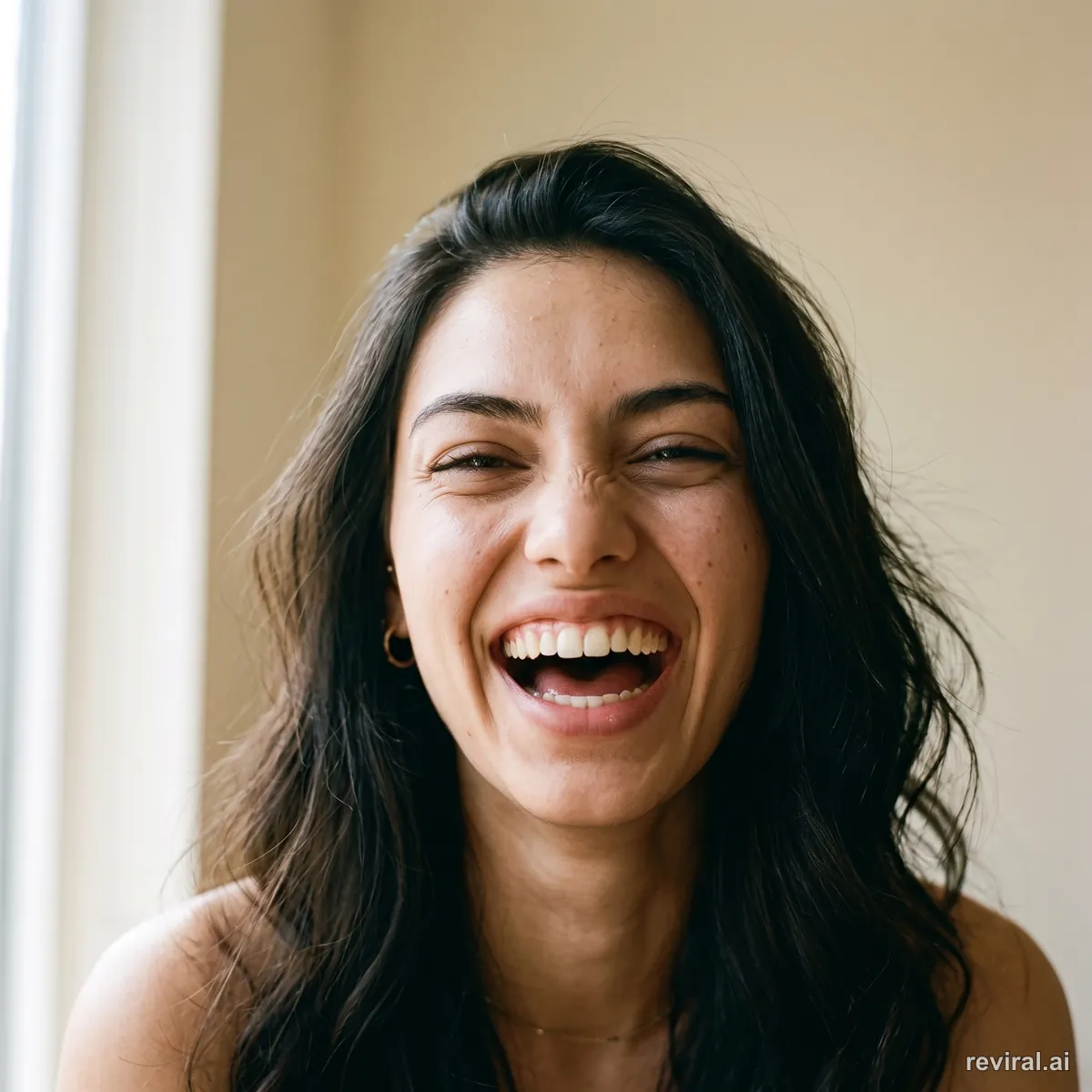 Reference portrait laughing
